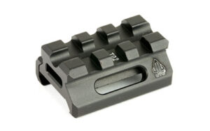 Leapers, Inc. - UTG, Super Slim Picatinny Riser Mount, 1/2" Height, 3 Slots. Black Finish